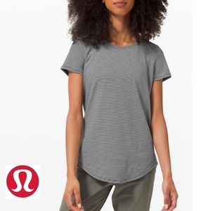 Lululemon Love Crew III Tee Tonka Stripe Black White Short Sleeve Size 8